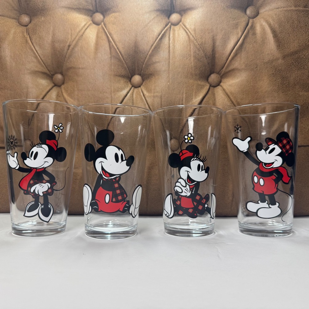Disney Drinking Glasses‎ Mickey & Minnie Mouse Set of 4 Winter Holiday Plaid